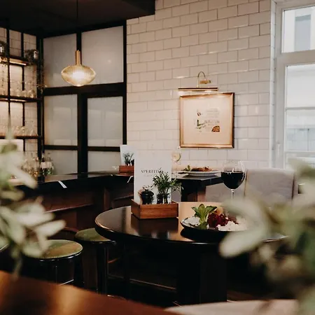 Hotel Strandhotel Ostseeblick 4*