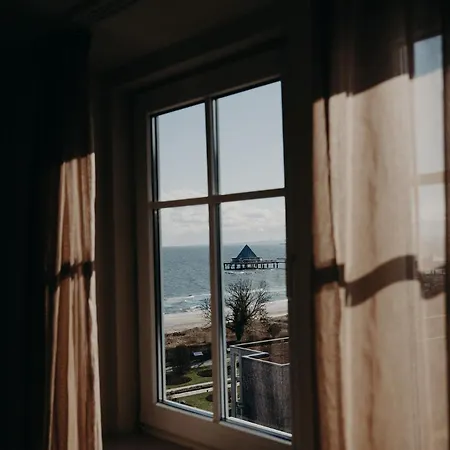 Strandhotel Ostseeblick Отель Херингсдорф