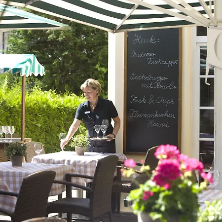 Strandhotel Ostseeblick Херингсдорф