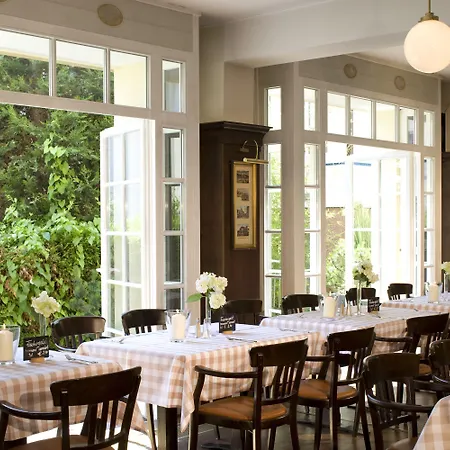 Strandhotel Ostseeblick Отель