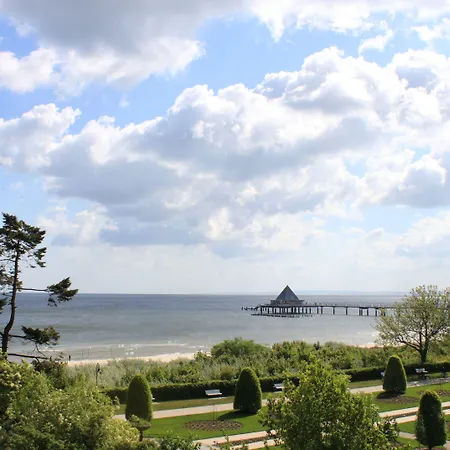 Отель Strandhotel Ostseeblick Херингсдорф