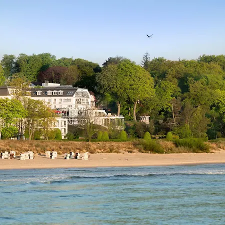 Strandhotel Ostseeblick 4*