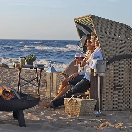 Hotel Strandhotel Ostseeblick 4*